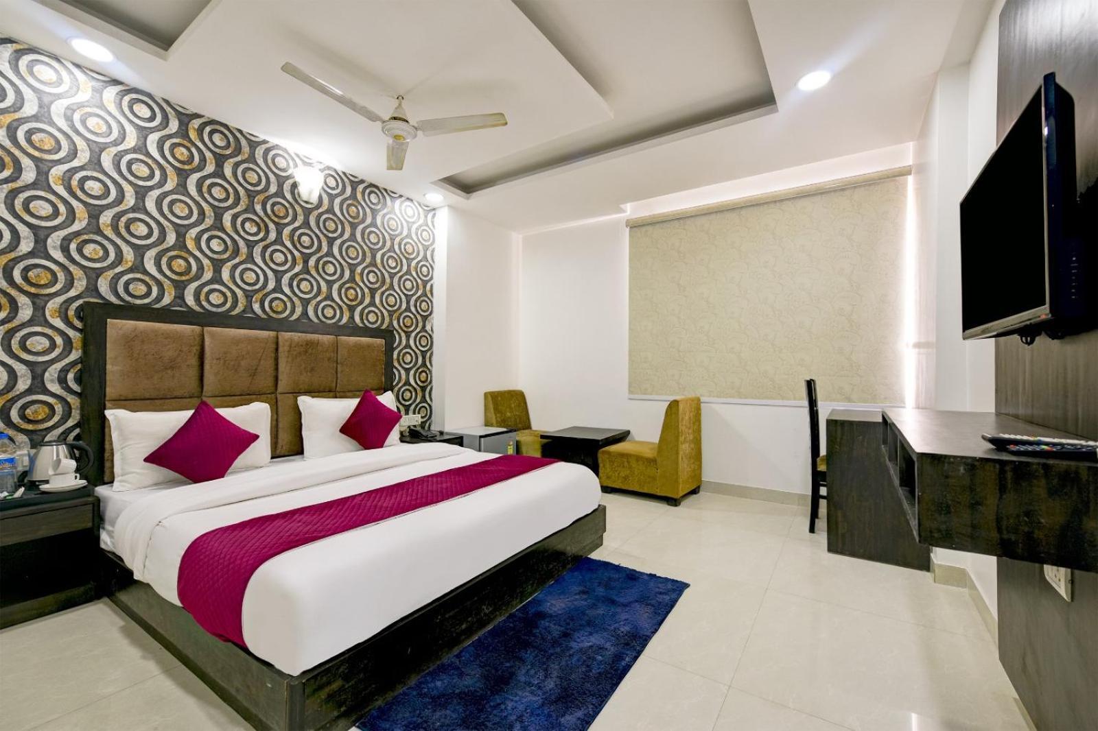 Rosewood Suites A Family Hotel Near Delhi Airport New Delhi Exteriör bild