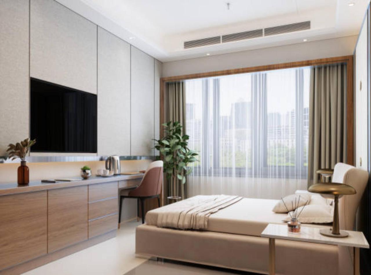 Rosewood Suites A Family Hotel Near Delhi Airport New Delhi Exteriör bild
